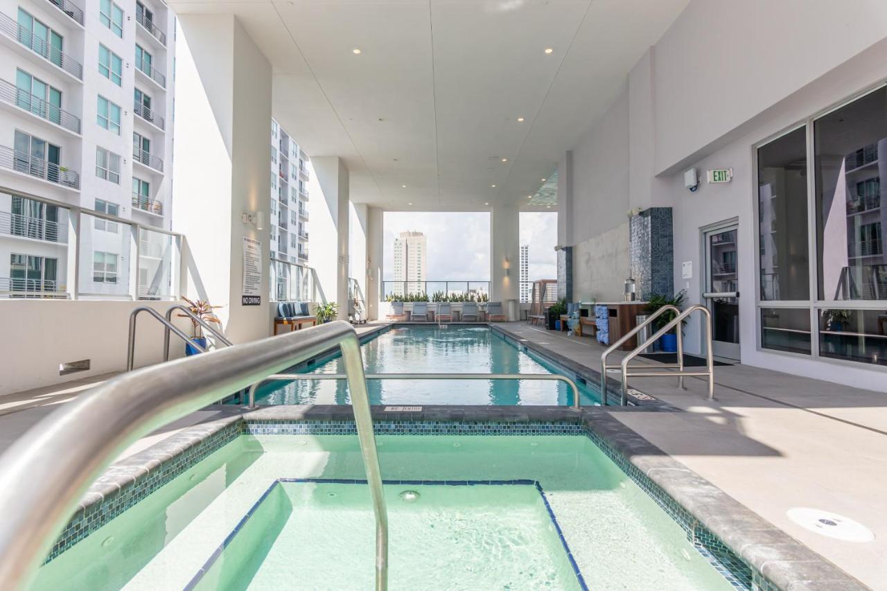 Amazing Condo In Downtown Miami/Brickell W/Parking Exterior photo