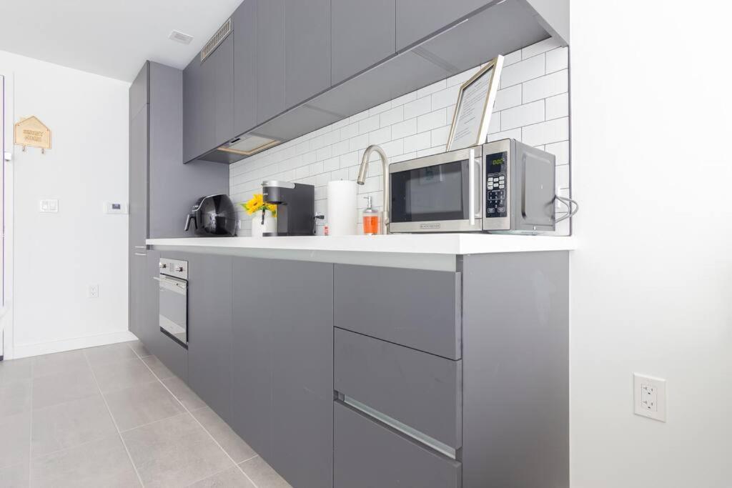 Amazing Condo In Downtown Miami/Brickell W/Parking Exterior photo