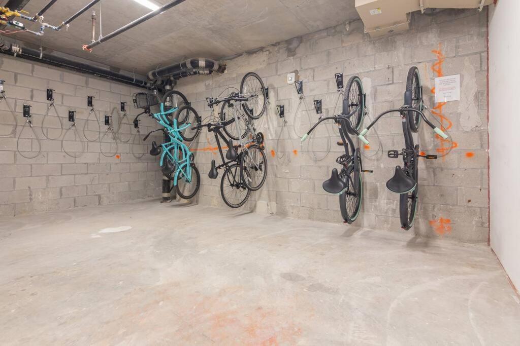 Amazing Condo In Downtown Miami/Brickell W/Parking Exterior photo