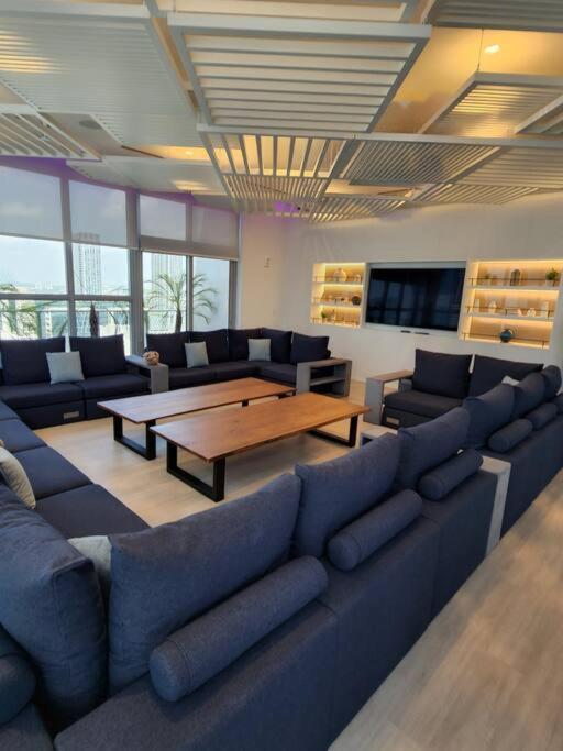 Amazing Condo In Downtown Miami/Brickell W/Parking Exterior photo